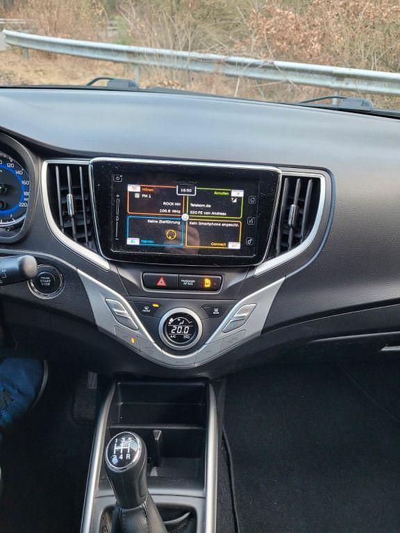 Gebraucht Suzuki Baleno 111 PS (81 kW) 2018 Weiß Kleinwagen