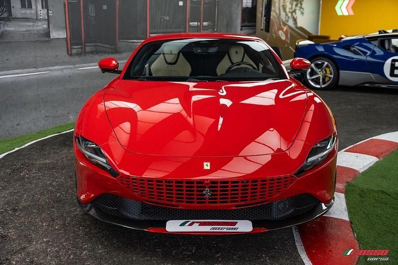 Gebraucht Ferrari Roma 620 PS (456 kW) 2024 Rot Cabrio