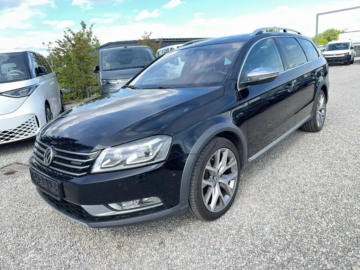 Używany VW Passat 177 KM (130 kW) 2013 Czarny Kombi