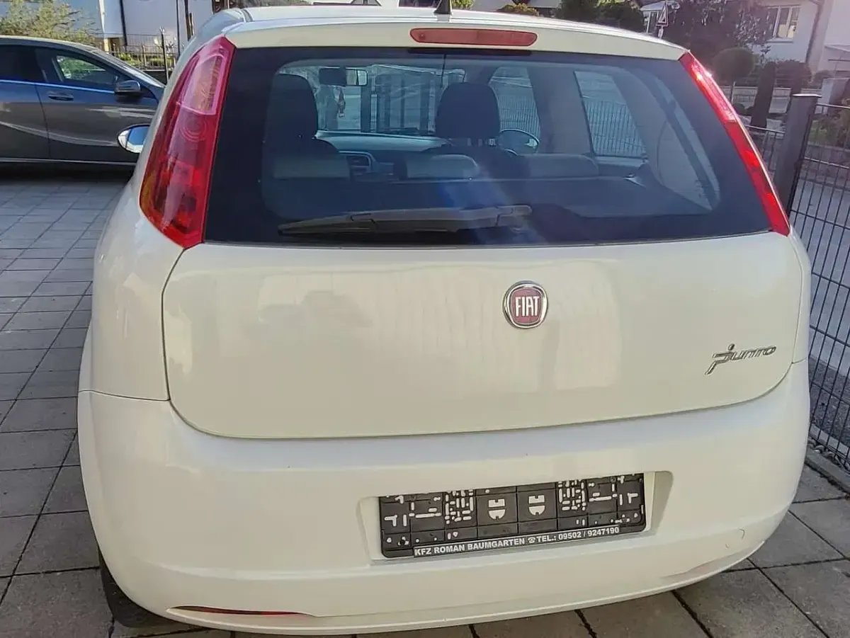 Gebraucht Fiat Punto Evo Dynamic 77 PS (56 kW) 2006 Weiß Kleinwagen