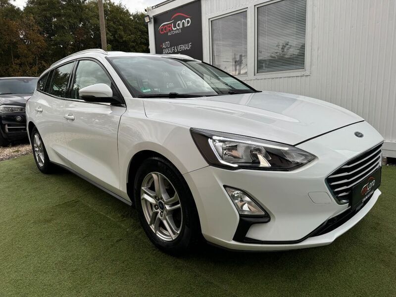 Weiß Gebraucht 2020 Ford Focus Cool & Connect Kombi | 9.990 € (Guter Preis) - Bild 1/4