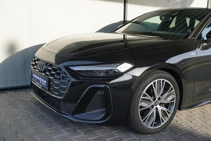 Gebraucht Audi A5 S-Line 204 PS (150 kW) 2025 Mythosschwarz metallic Kombi