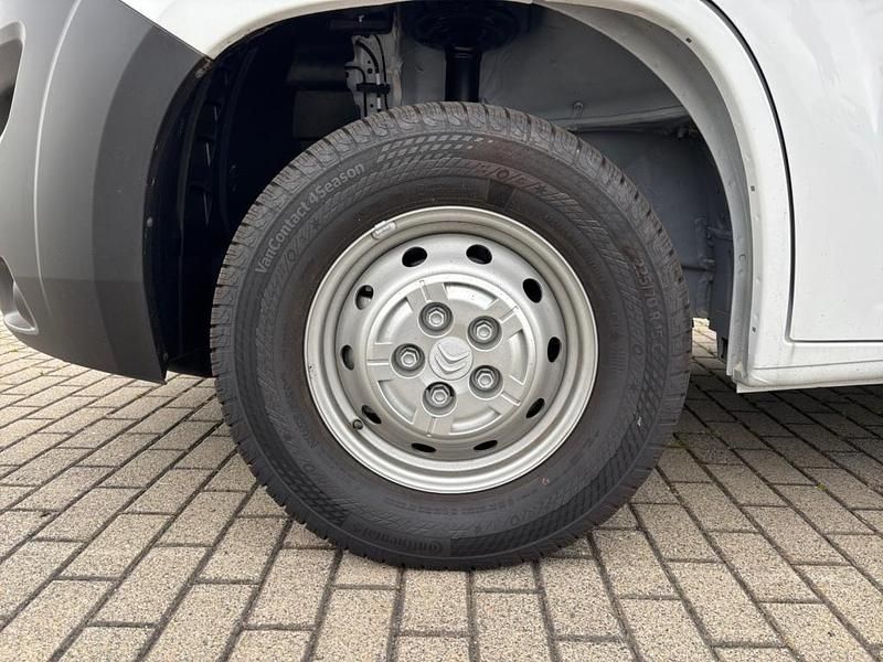 Lackierung weiss icy/ deckende lackierung Gebraucht 2024 Citroën Jumper Van / Kleinbus | 35.700 € (Teuer) - Bild 1/4