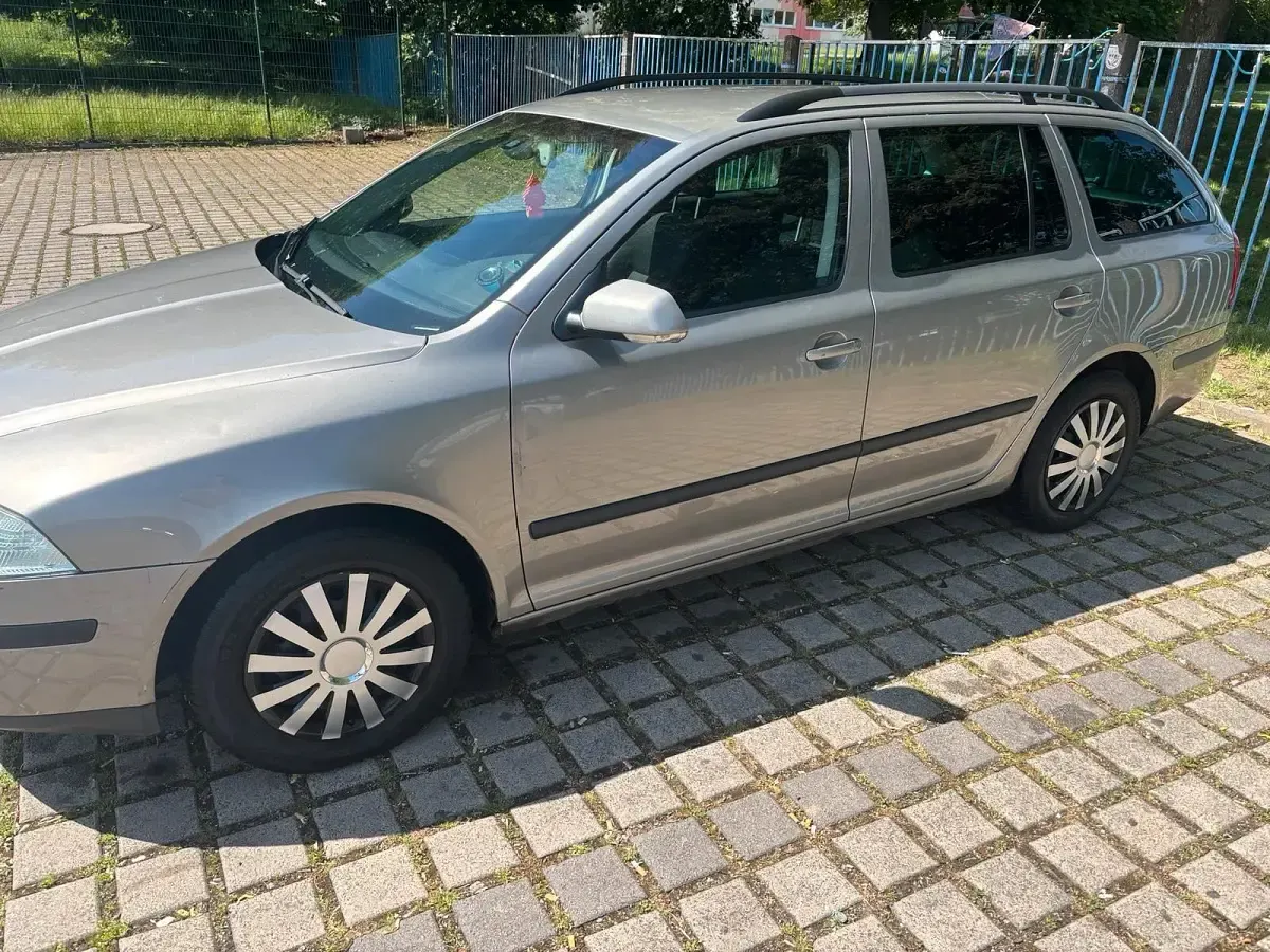 Gebraucht Skoda Octavia 102 PS (75 kW) 2007 Andere farben Kombi