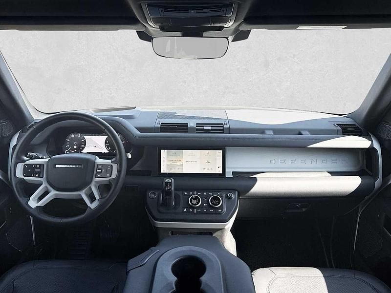 Gebraucht Land Rover Defender S 202 PS (148 kW) 2023 Fuji white SUV