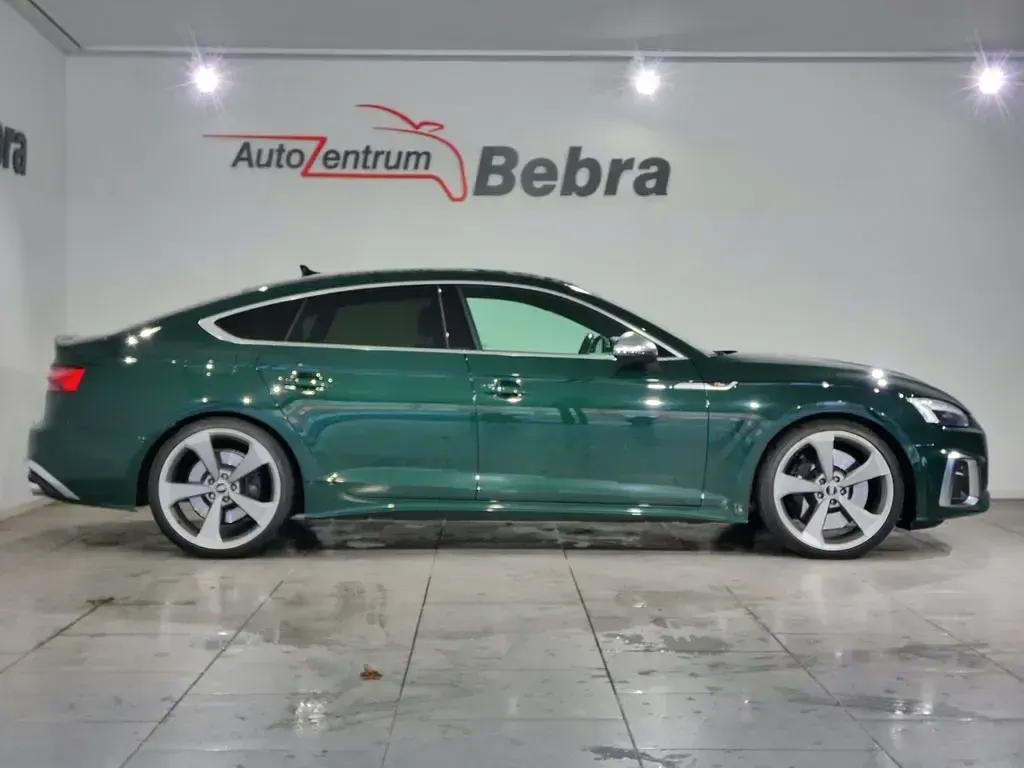 Gebraucht Audi S5 Sportback Basis 341 PS (250 kW) 2022 Grün Kleinwagen