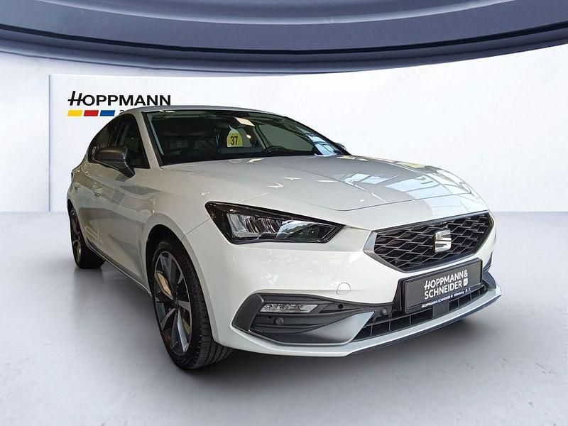 Gebraucht Seat Leon FR-Line 204 PS (150 kW) 2024 Weiß Limousine