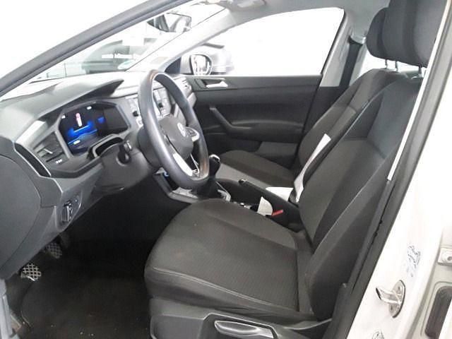 Gebraucht VW Taigo Basis 96 PS (70 kW) 2022 Grau SUV