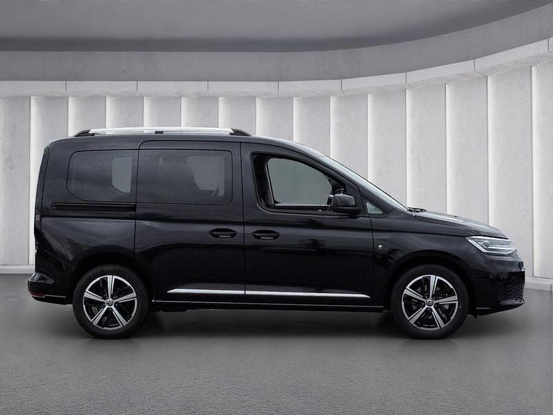 Gebraucht VW Caddy Style 116 PS (85 kW) 2024 Schwarz Van / Kleinbus