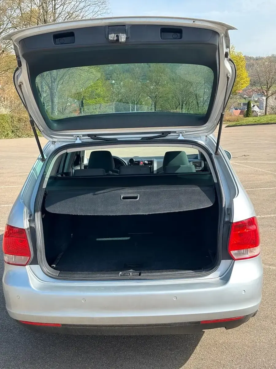 Gebraucht VW Golf V 140 PS (102 kW) 2008 Silber Kombi