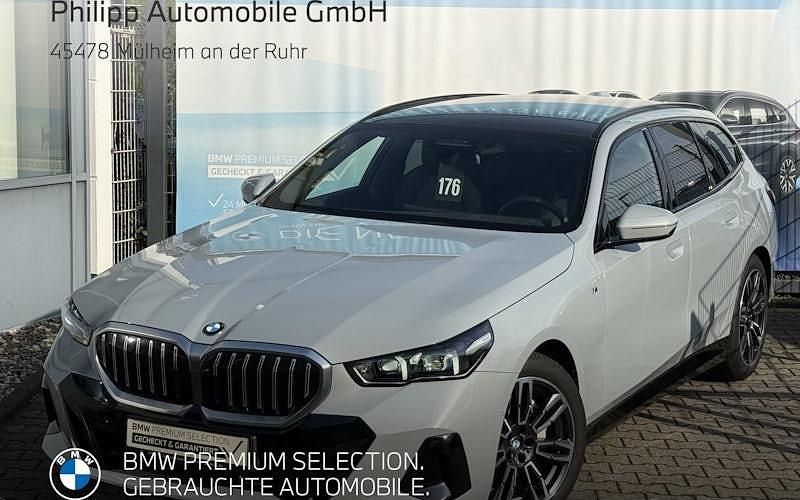 Gebraucht BMW 540 Comfort Edition 303 PS (222 kW) 2024 Grau Kombi