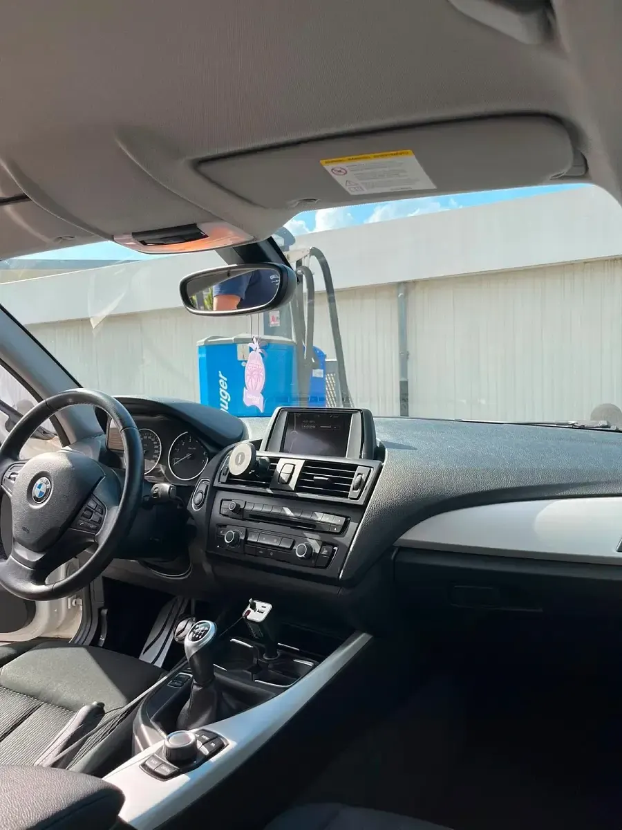 Gebraucht BMW 116 136 PS (100 kW) 2012 Weiß Kleinwagen