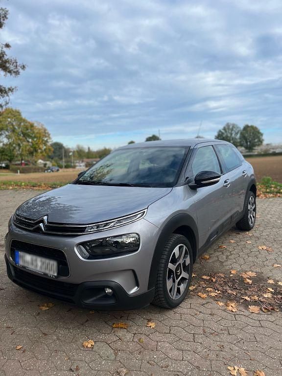 Silber Gebraucht 2019 Citroën C4 Cactus Feel Kleinwagen | 7.400 € (Guter Preis) - Bild 1/4