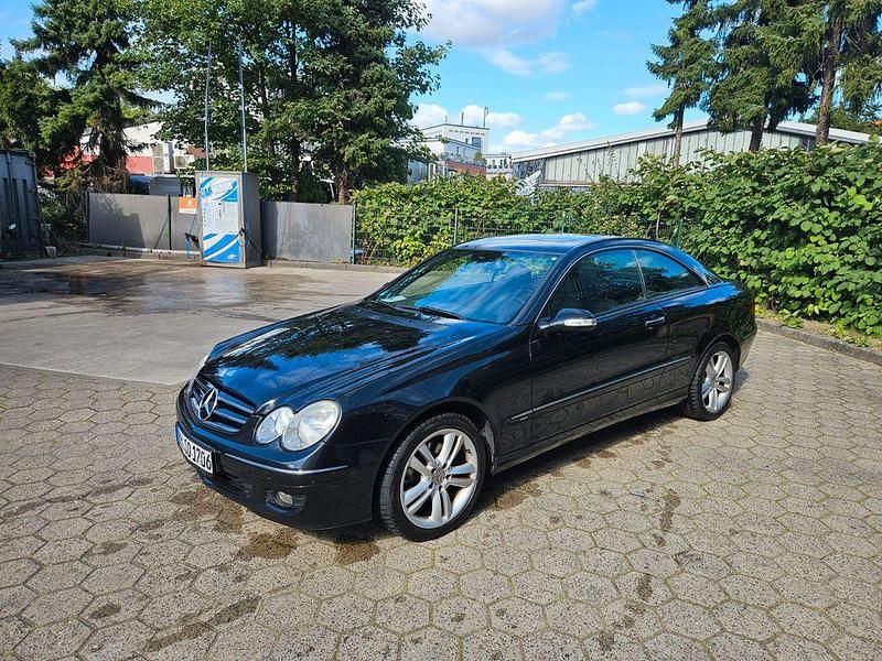Schwarz Gebraucht 2008 Mercedes CLK200 Avantgarde Coupé | 11.500 € (Teuer) - Bild 1/4