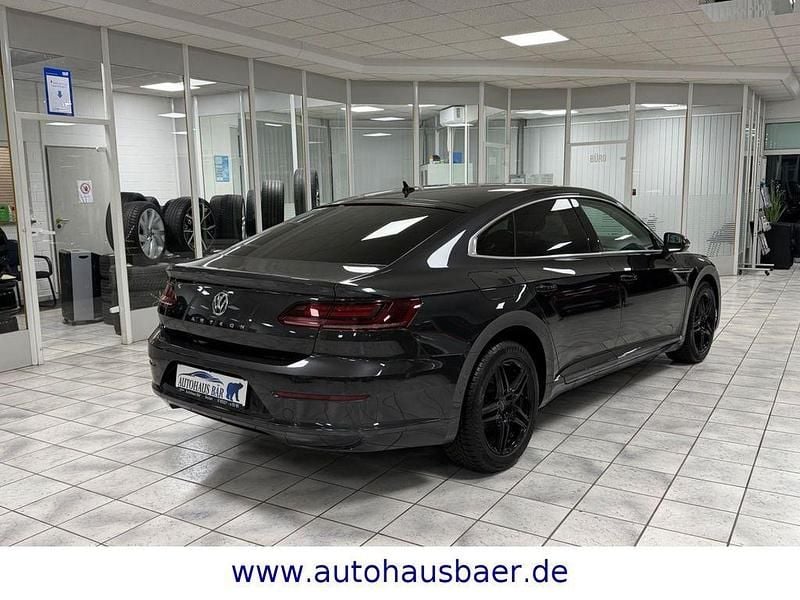 Gebraucht VW Arteon 150 PS (110 kW) 2018 Grau Kleinwagen
