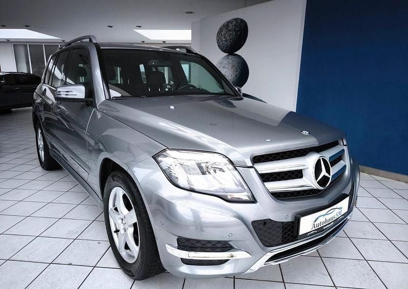 Silber Gebraucht 2012 Mercedes GLK350 SUV | 21.890 € (Teuer) - Bild 1/4