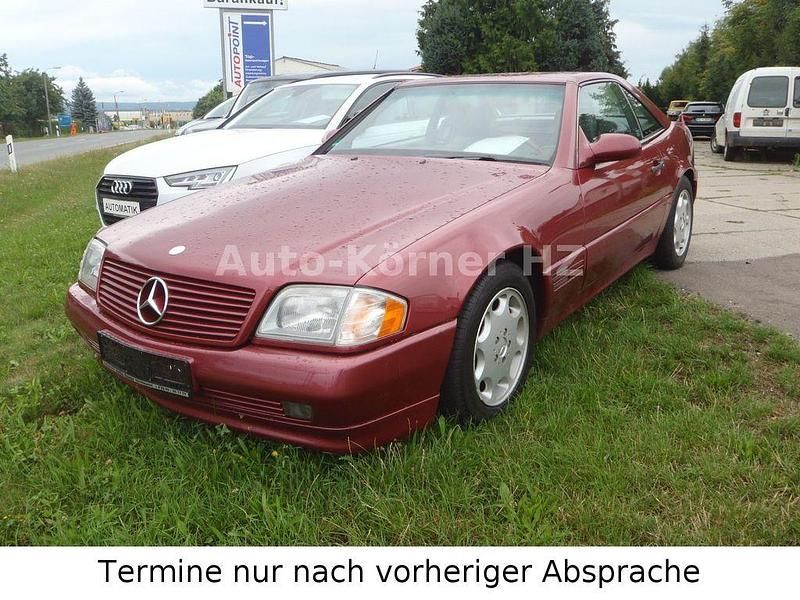 Rot Gebraucht 1992 Mercedes SL300 Cabrio | 10.900 € - Bild 1/4