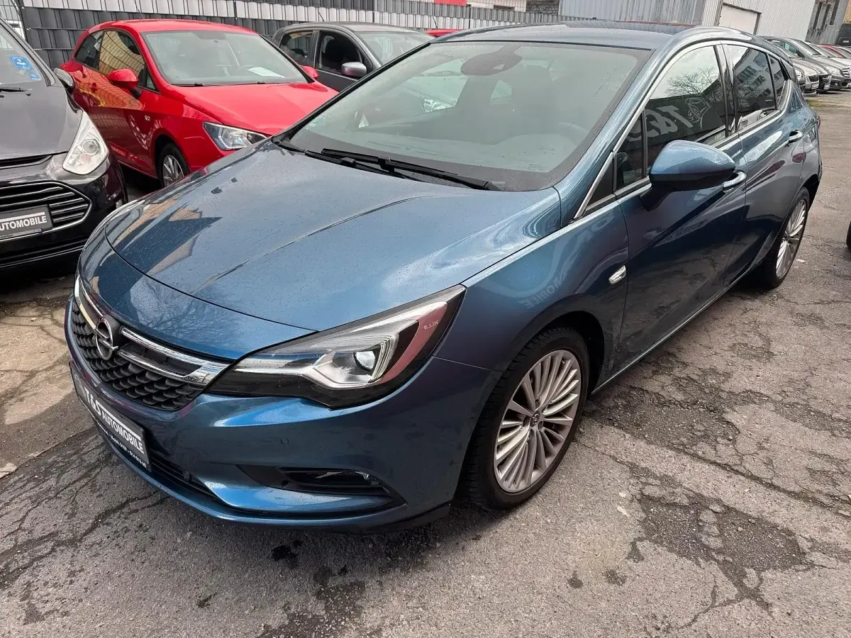 Second-hand Opel Astra Innovation 136 CP (100 kW) 2015 Albastru Berlinǎ