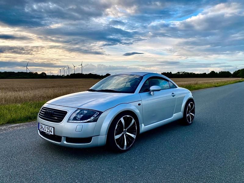Silber Gebraucht 2001 Audi TT Coupé | 4.250 € (Fairer Preis) - Bild 1/4