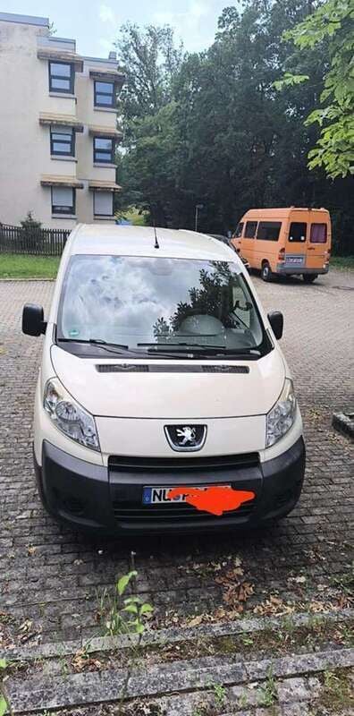 Weiß Gebraucht 2007 Peugeot Expert Van | 2.850 € (Fairer Preis) - Bild 1/4