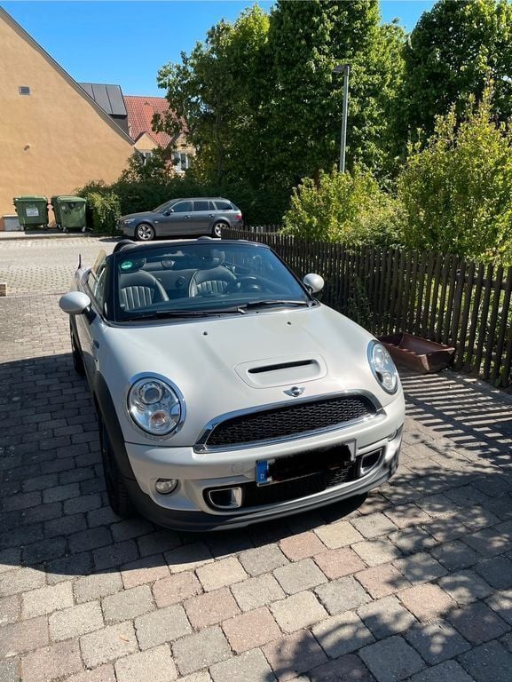 Silber Gebraucht 2012 Mini Cooper S Roadster Cabrio | 11.500 € - Bild 1/4