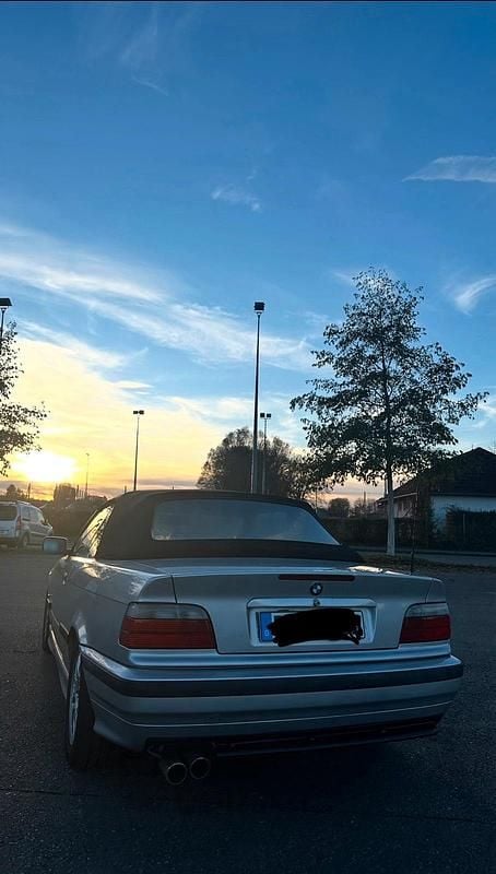 Gebraucht BMW 318 Cabriolet 116 PS (85 kW) 2000 Silber Cabrio