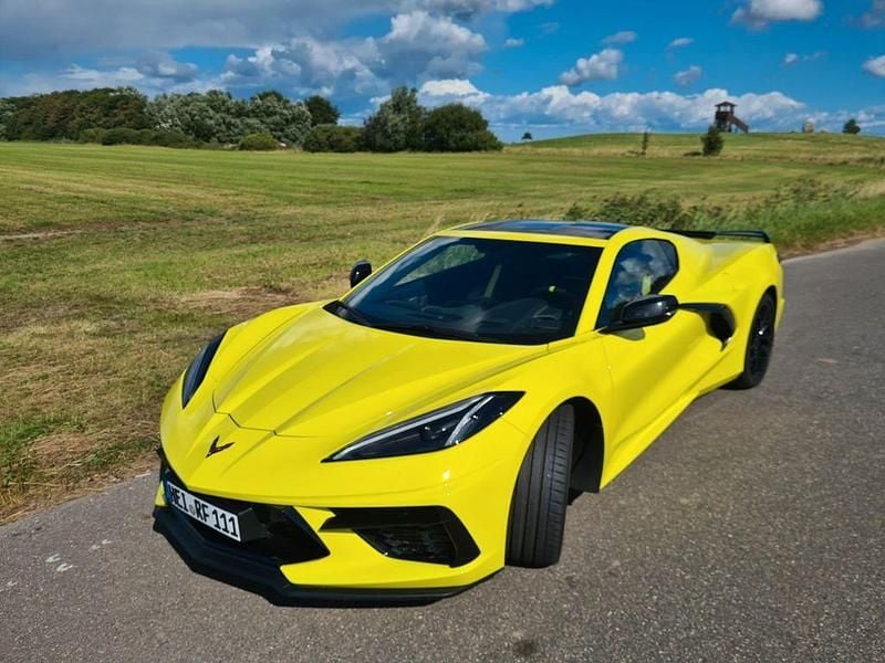 Gelb Gebraucht 2024 Corvette C8 Coupé | 101.099 € (Fairer Preis) - Bild 1/4
