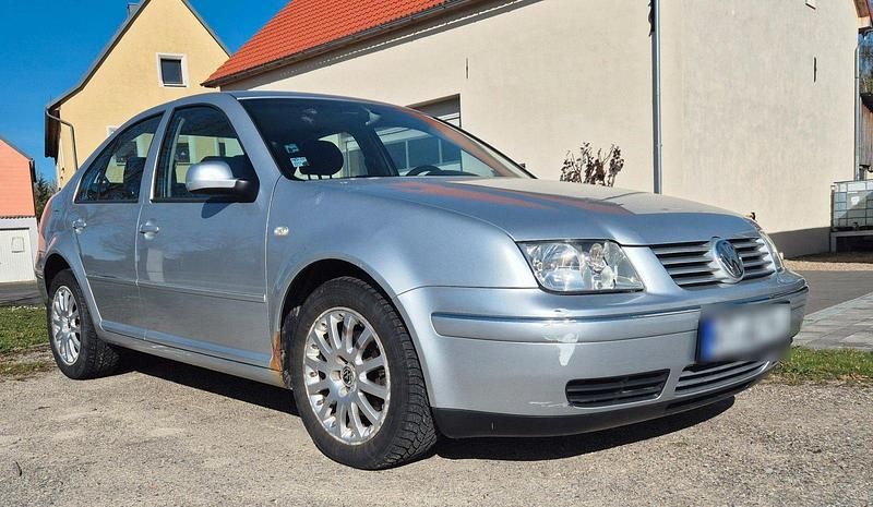 Gebraucht VW Bora Highline 105 PS (77 kW) 2003 Silber Limousine