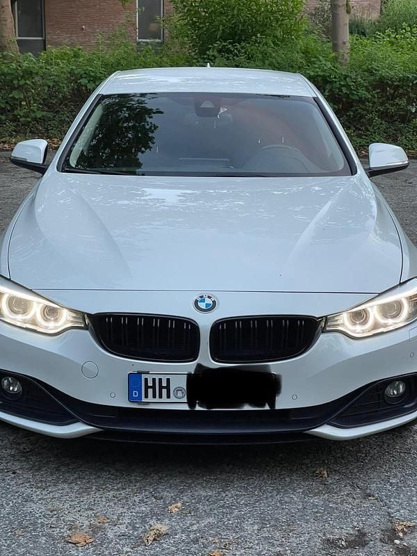Weiß Gebraucht 2015 BMW 420 Gran Coupé Sport Line Coupé | 14.700 € (Guter Preis) - Bild 1/4