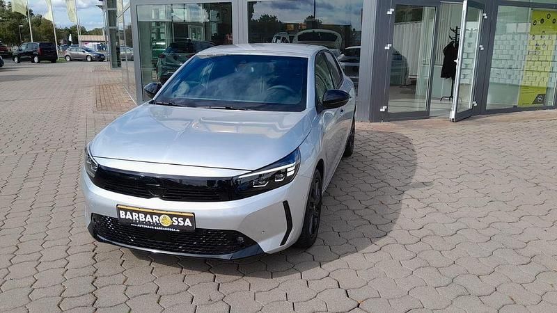 Silber Gebraucht 2024 Opel Corsa GS Line Limousine | 17.750 € (Fairer Preis) - Bild 1/4