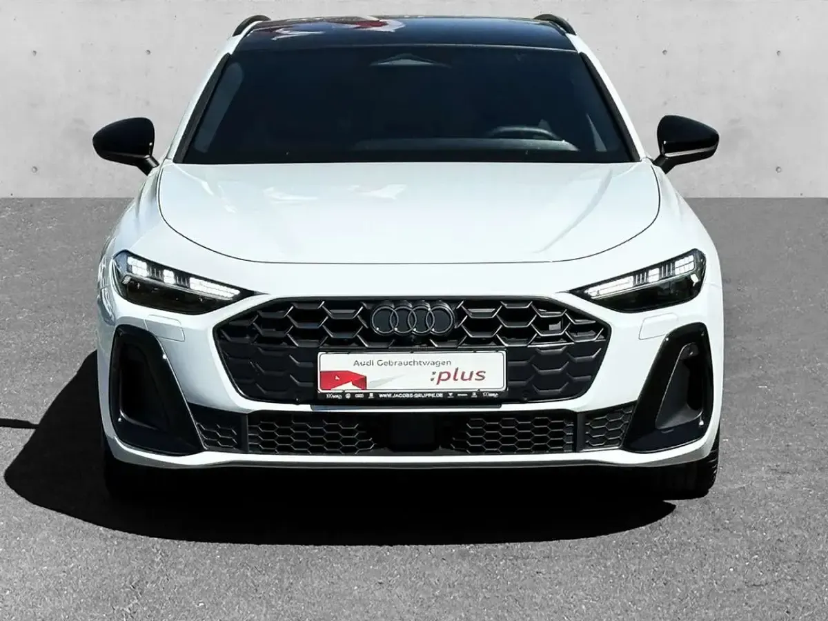 Gebraucht Audi A5 Ambiente 299 PS (219 kW) 2025 Weiß Kombi