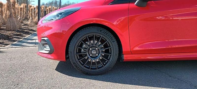 Gebraucht Ford Fiesta ST 200 PS (147 kW) 2021 Rot Kleinwagen