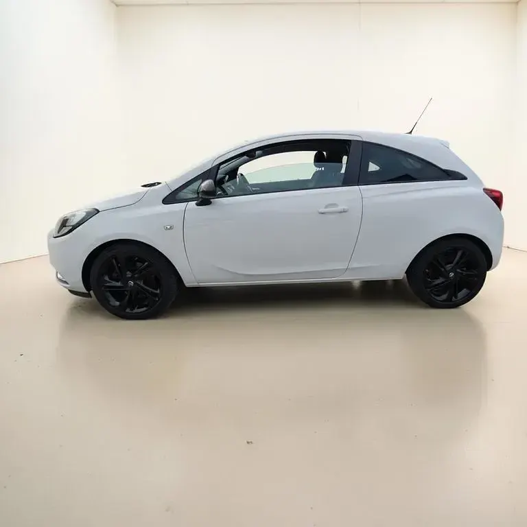 Gebraucht Opel Corsa Color Edition 101 PS (74 kW) 2016 Weiß Kleinwagen