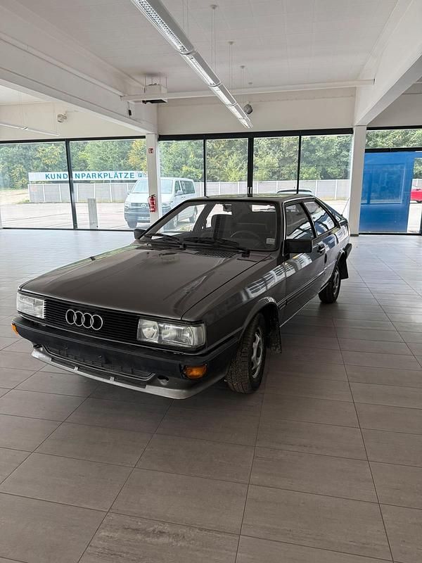 Grau Gebraucht 1983 Audi Coupé Basis Coupé | 5.649 € - Bild 1/4