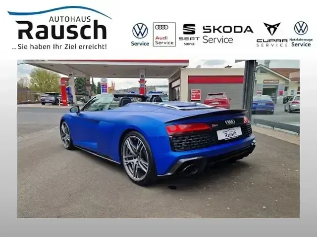 Gebraucht Audi R8 Spyder Performance 620 PS (456 kW) 2024 Blau Cabrio