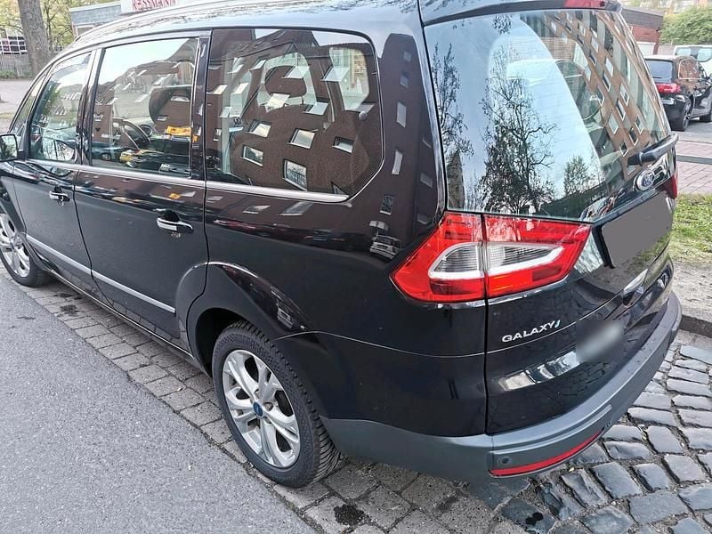 Second-hand Ford Galaxy Titanium 140 CP (102 kW) 2013 Negru Monovolum