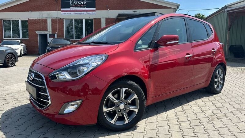 Rot Gebraucht 2019 Hyundai ix20 Space Plus Van / Kleinbus | 13.999 € (Fairer Preis) - Bild 1/4