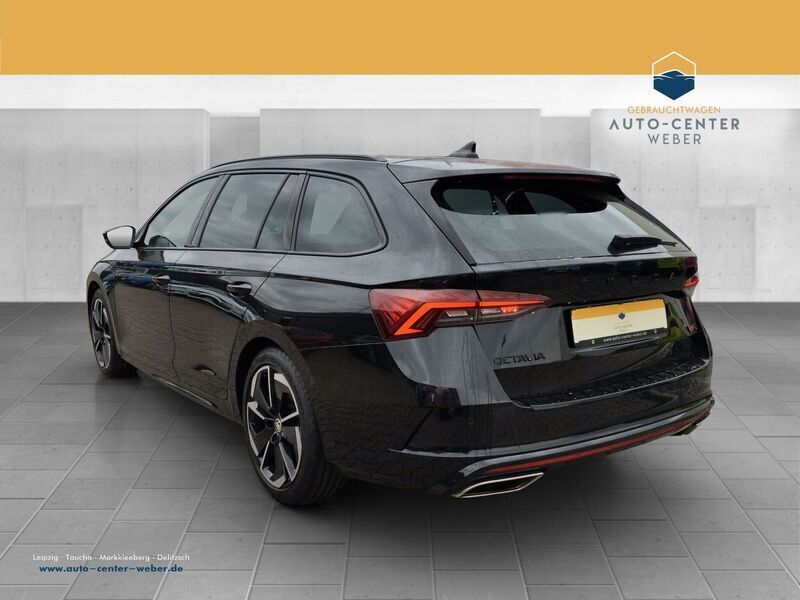 Gebraucht Skoda Octavia RS 200 PS (147 kW) 2022 Schwarzmagic perleffekt (metallic) Kombi