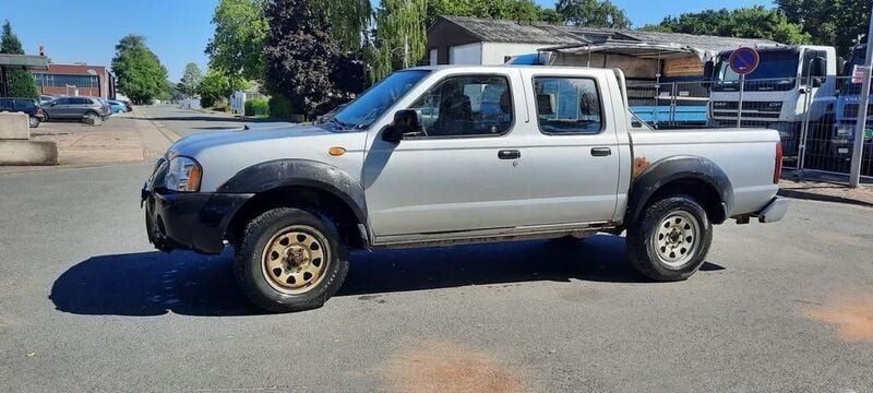 Gebraucht Nissan PickUp 133 PS (97 kW) 2002 Grau Pickup