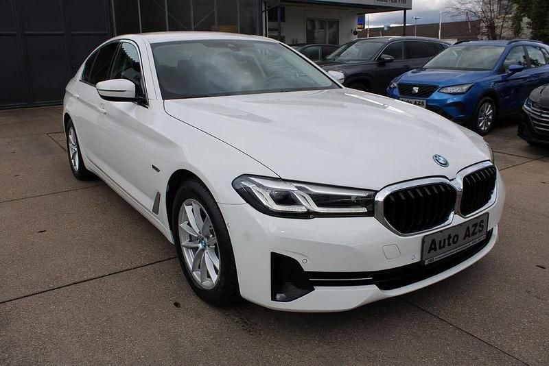 Gebraucht BMW 530e iPerformance 292 PS (214 kW) 2021 Weiß Limousine