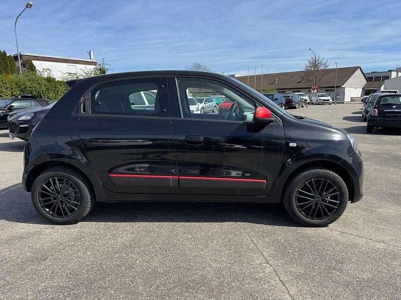 Gebraucht Renault Twingo Dynamique 90 PS (66 kW) 2015 Sternenschwarz Kleinwagen
