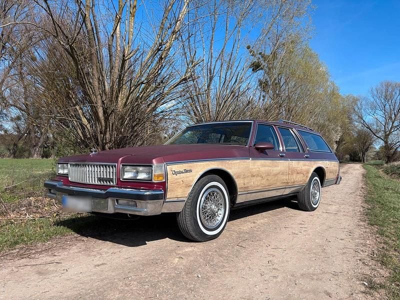Gebraucht Chevrolet Caprice 145 PS (106 kW) 1987 Rot Limousine