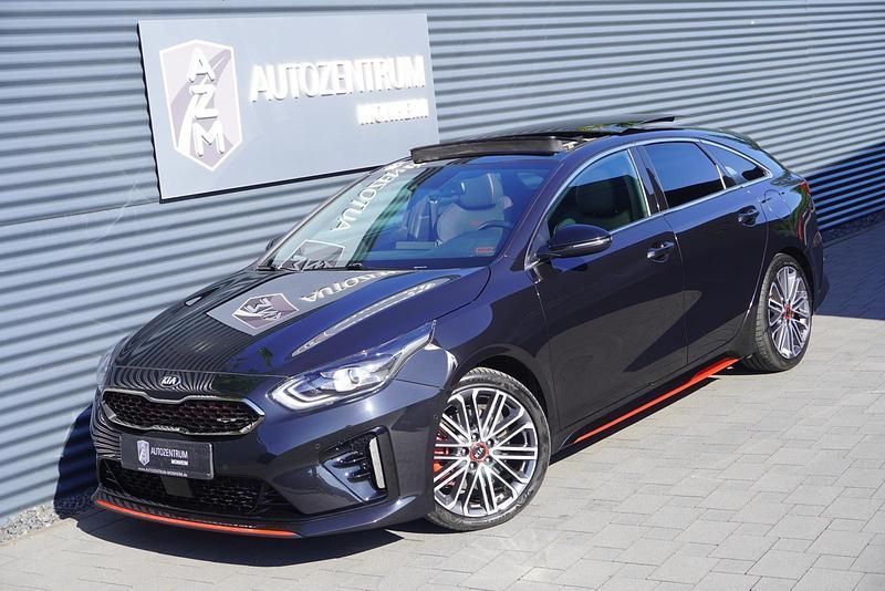 Zilinaschwarz metallic Gebraucht 2021 Kia ProCeed GT Kleinwagen | 25.990 € (Fairer Preis) - Bild 1/4