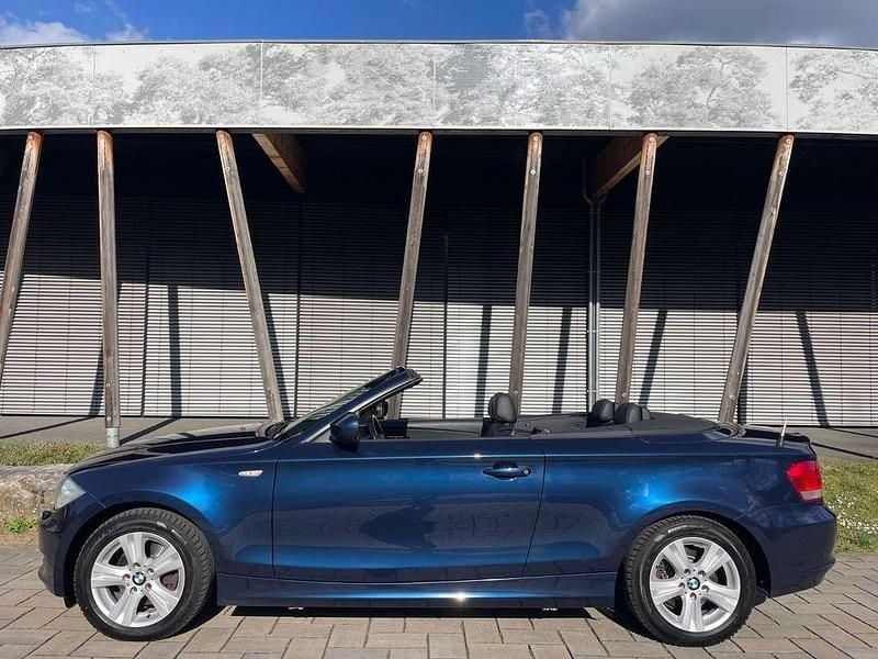 Gebraucht BMW 120 Cabriolet 177 PS (130 kW) 2010 Blau Cabrio