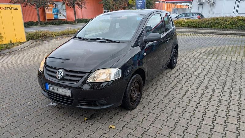 Gebraucht VW Fox 54 PS (39 kW) 2006 Schwarz Kleinwagen