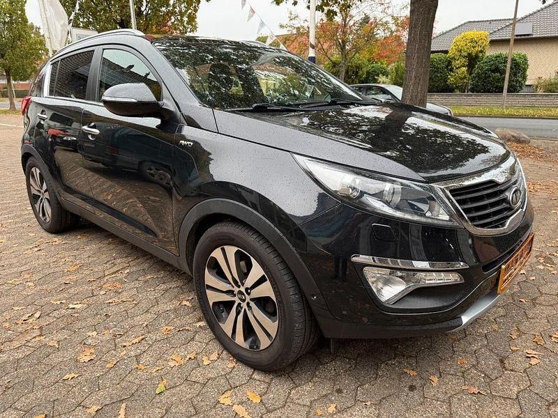Schwarz Gebraucht 2012 Kia Sportage Spirit SUV | 8.800 € (Fairer Preis) - Bild 1/4