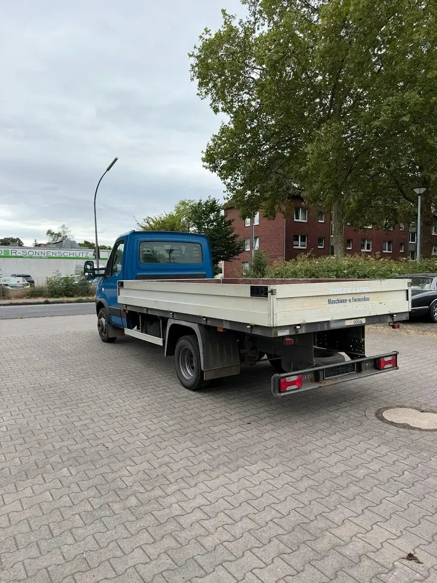 Gebraucht Iveco Daily 179 PS (131 kW) 2007 Blau