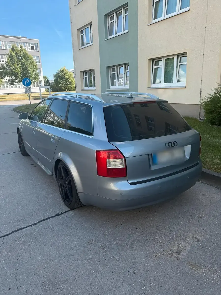 Gebraucht Audi A4 S-Line 131 PS (96 kW) 2003 Silber Kombi