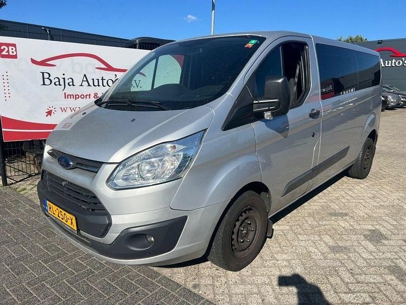 Silber Gebraucht 2018 Ford Transit Van / Kleinbus | 8.499 € (Fairer Preis) - Bild 1/4