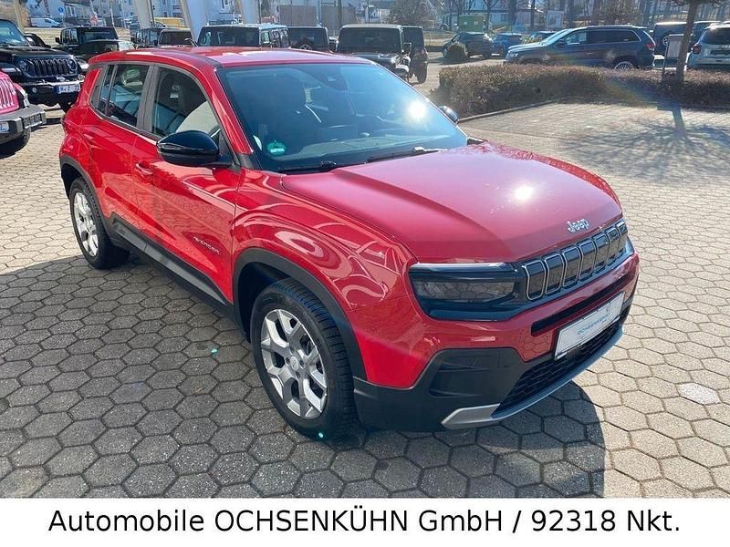 Gebraucht Jeep Avenger Altitude 101 PS (74 kW) 2024 Rot SUV
